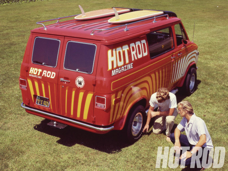Name:  hrdp-1107-29-custom-vans.jpg
Views: 1158
Size:  183.4 KB