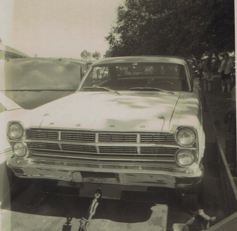 Name:  Race Car Transport #3 Pukekohe Jan 1968  GP #6 Ford Fairlane Robbie Francevic CCI15102015_0003 (.jpg
Views: 1536
Size:  133.9 KB