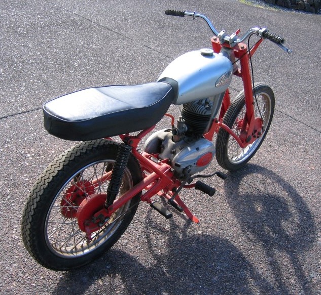 Name:  205_0823_13 Greeves.JPG
Views: 986
Size:  184.9 KB