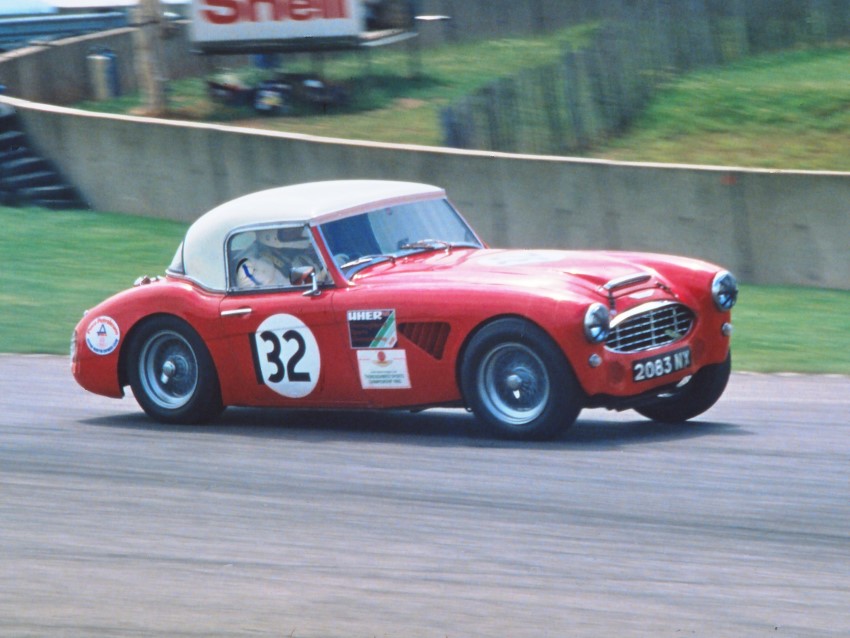 Name:  180_0719_979 Austin Healey.JPG
Views: 1628
Size:  108.2 KB