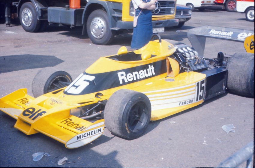Name:  177_0714_370  Renault.JPG
Views: 893
Size:  110.6 KB