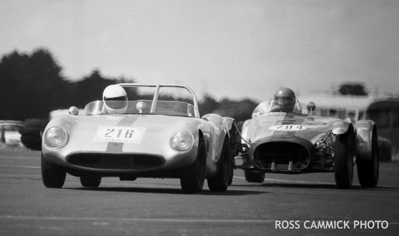 Name:  Sportscars-at-Whenuapai.jpg
Views: 1925
Size:  87.1 KB