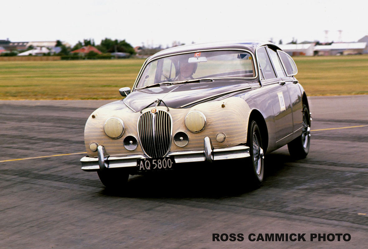 Name:  Mk-2-Jaguar-Wigram-80.jpg
Views: 2063
Size:  150.2 KB