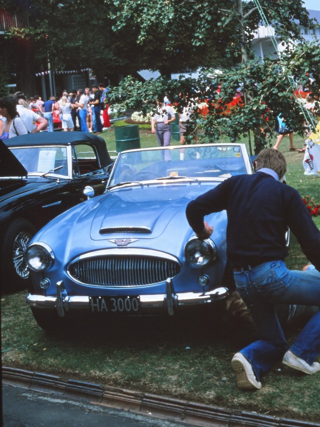 Name:  183_0220_972 Austin Healey.JPG
Views: 986
Size:  162.3 KB