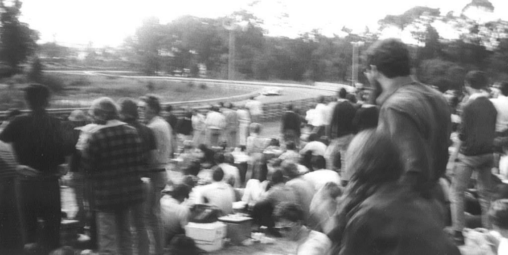 Name:  Warwick Farm. Esses. 1970.Crowd scene.pg.jpg
Views: 788
Size:  62.9 KB