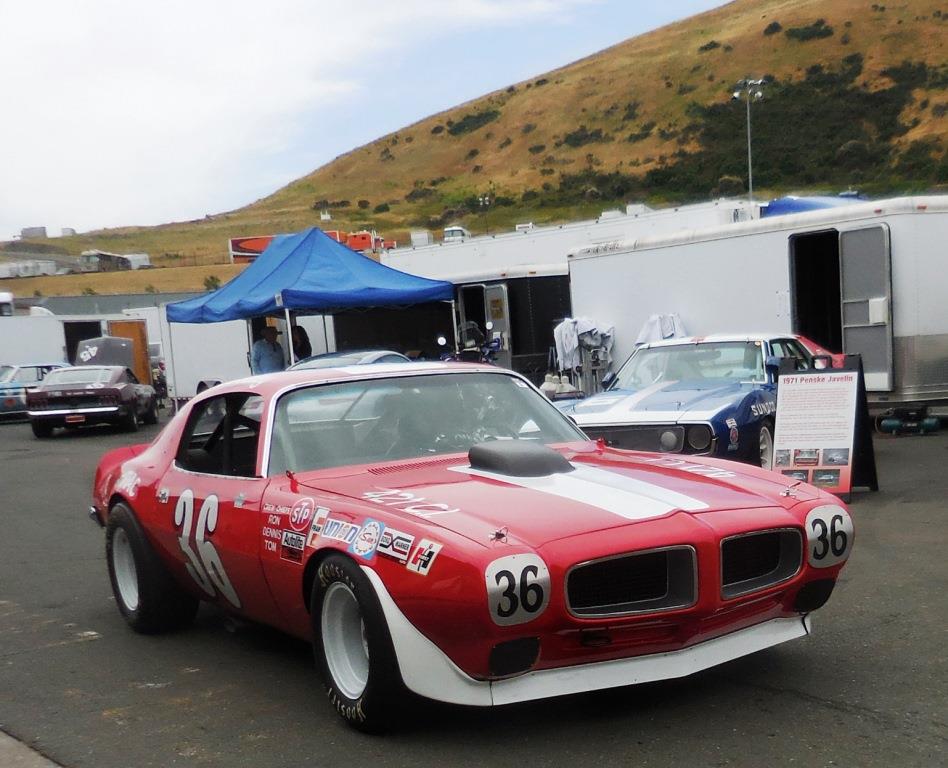 Name:  # 36. 1971 Pontiac Firebird. Mark Mountanos.jpg
Views: 745
Size:  162.4 KB