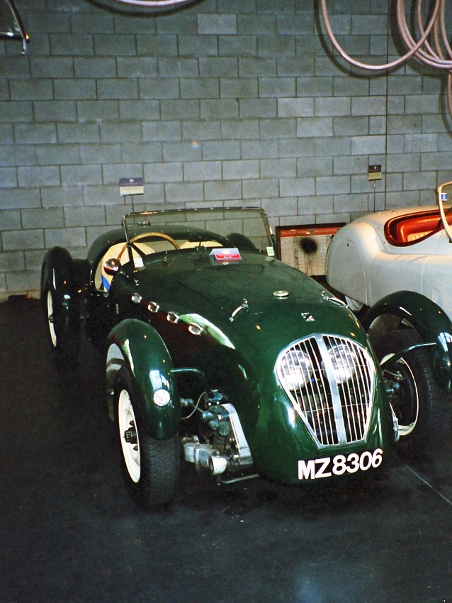 Name:  202_0417_020 Healey Silverstone.jpg
Views: 856
Size:  150.0 KB