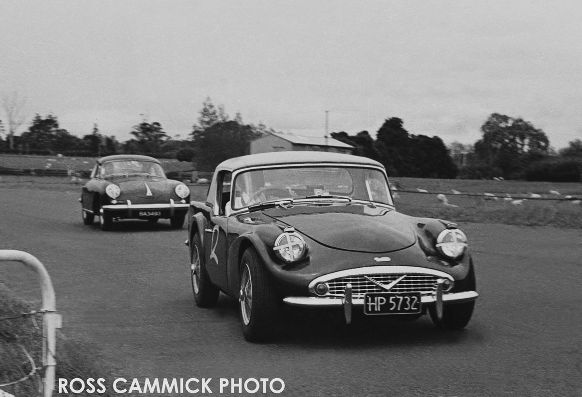 Name:  Daimler-Porsche-Sprint-79.jpg
Views: 1207
Size:  147.7 KB