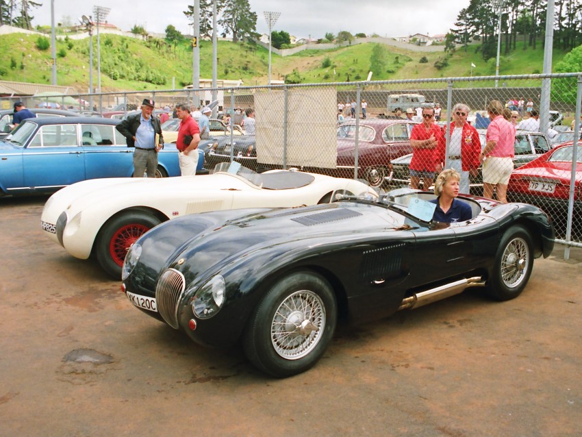 Name:  190_1104_114 Jaguar r.jpg
Views: 976
Size:  172.8 KB