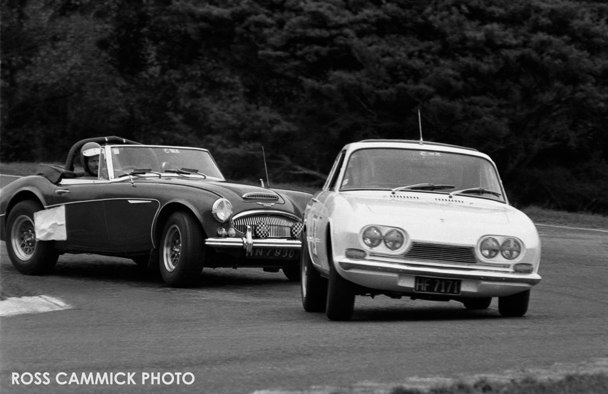 Name:  Karl-and-ganley-Hairpin-Spr.jpg
Views: 972
Size:  135.7 KB