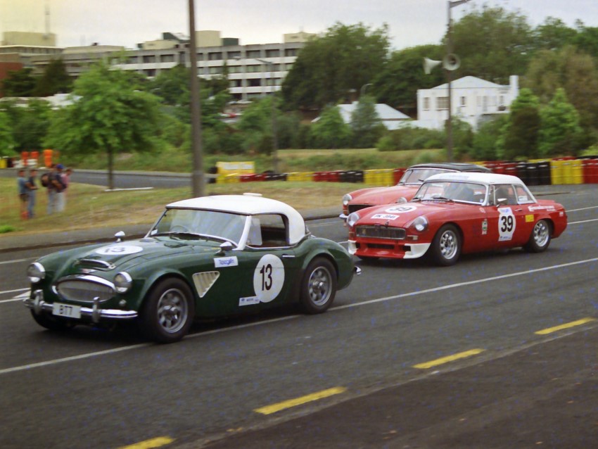 Name:  194_0220_122 Austin Healey.jpg
Views: 975
Size:  122.7 KB