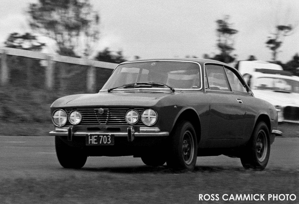 Name:  Guilia-Alfa-Sprint-82.jpg
Views: 797
Size:  146.7 KB