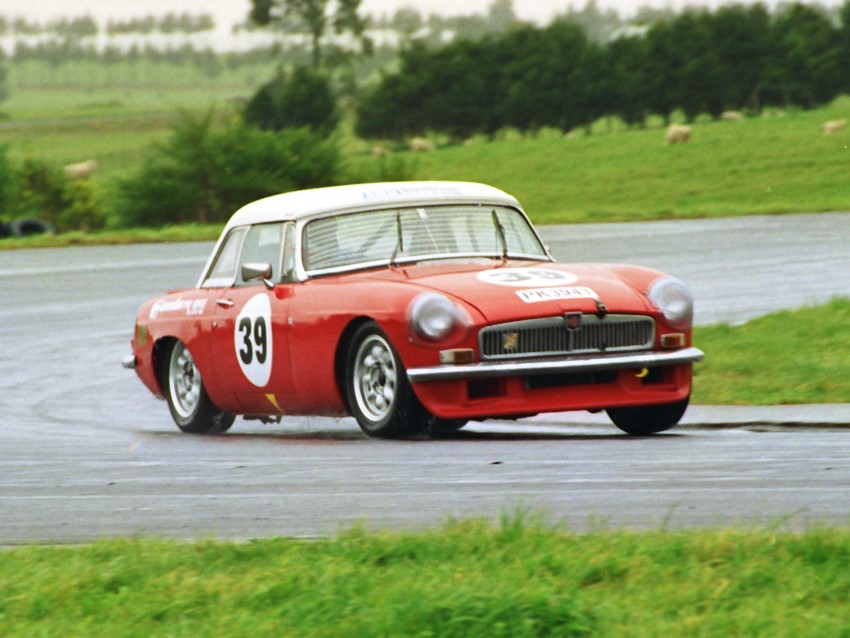 Name:  196_1012_111 MGB.jpg
Views: 728
Size:  119.5 KB