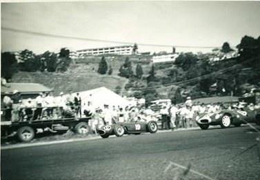 Name:  Motor Racing Napier - #2 top right  Norm Agnew 4 photos (2).jpg
Views: 1501
Size:  60.3 KB