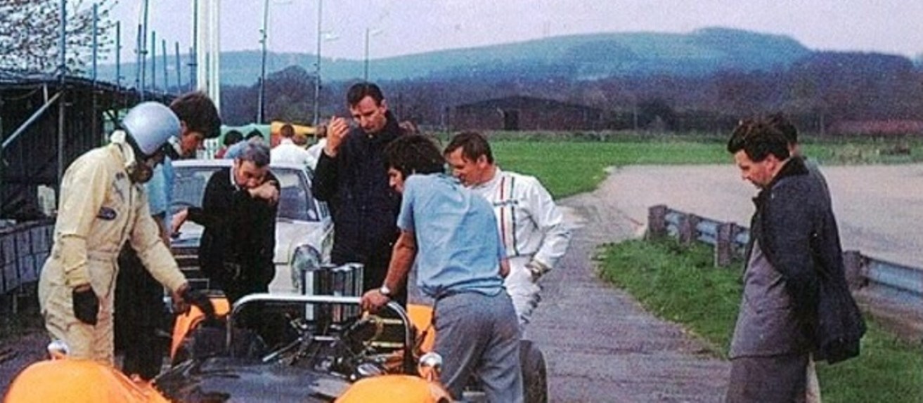 Name:  Goodwood 1968 - Copy.jpg
Views: 1397
Size:  155.8 KB