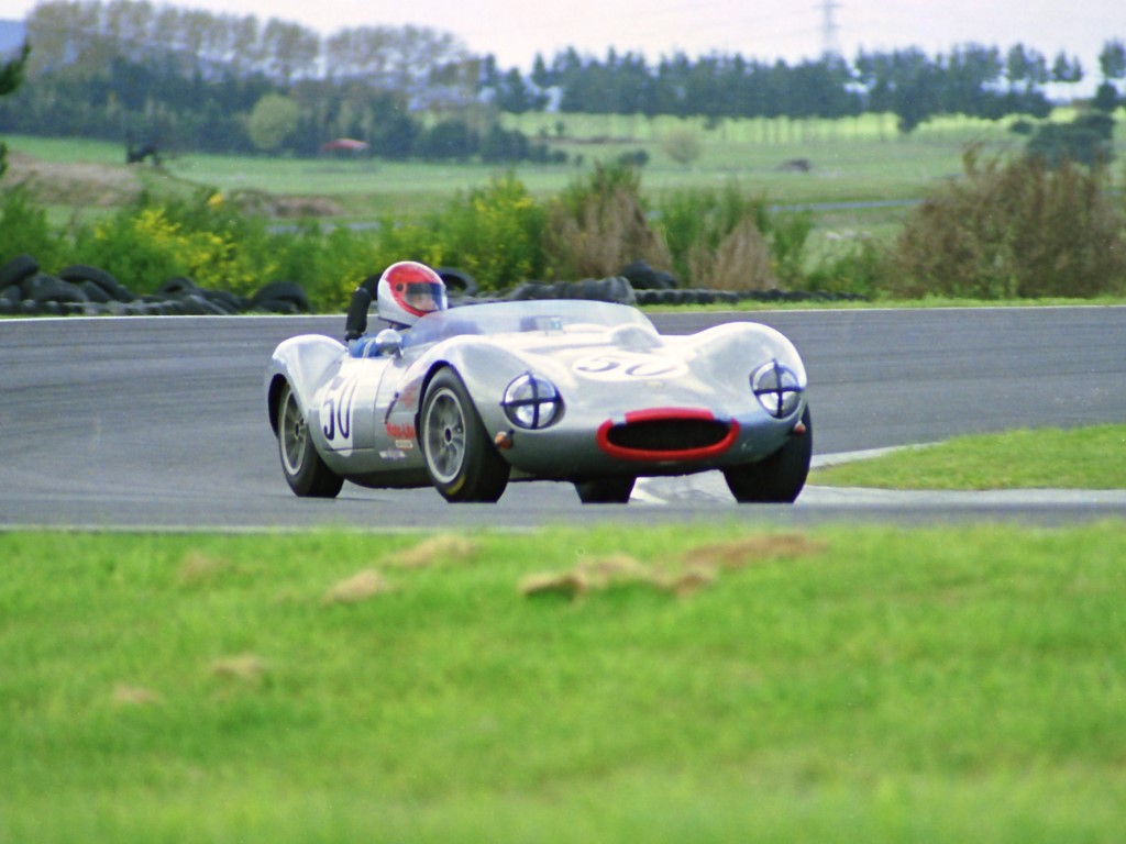 Name:  197_1018_104 Ginetta.jpg
Views: 969
Size:  137.2 KB