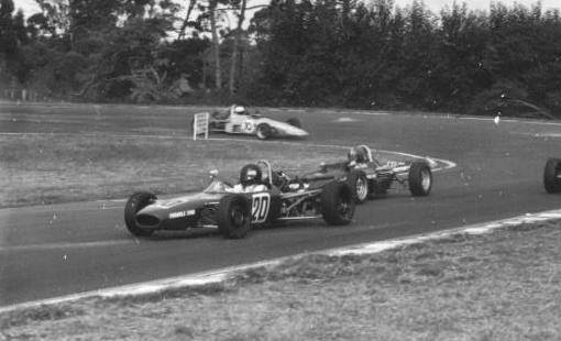 Name:  Pukekohe Mar 1973 single seaters field - Bob Homewood .jpg
Views: 1358
Size:  24.7 KB