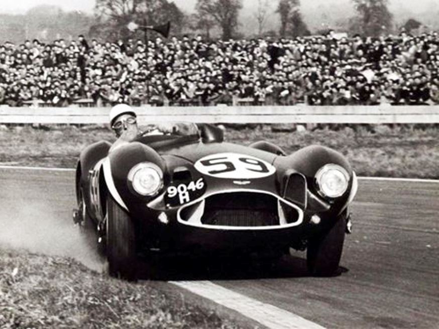 Name:  stirling%20moss%20goodwood%2056.jpg
Views: 1255
Size:  100.3 KB