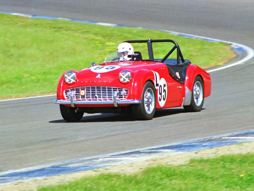 Name:  197_1108_128 Triumph.jpg
Views: 763
Size:  123.2 KB