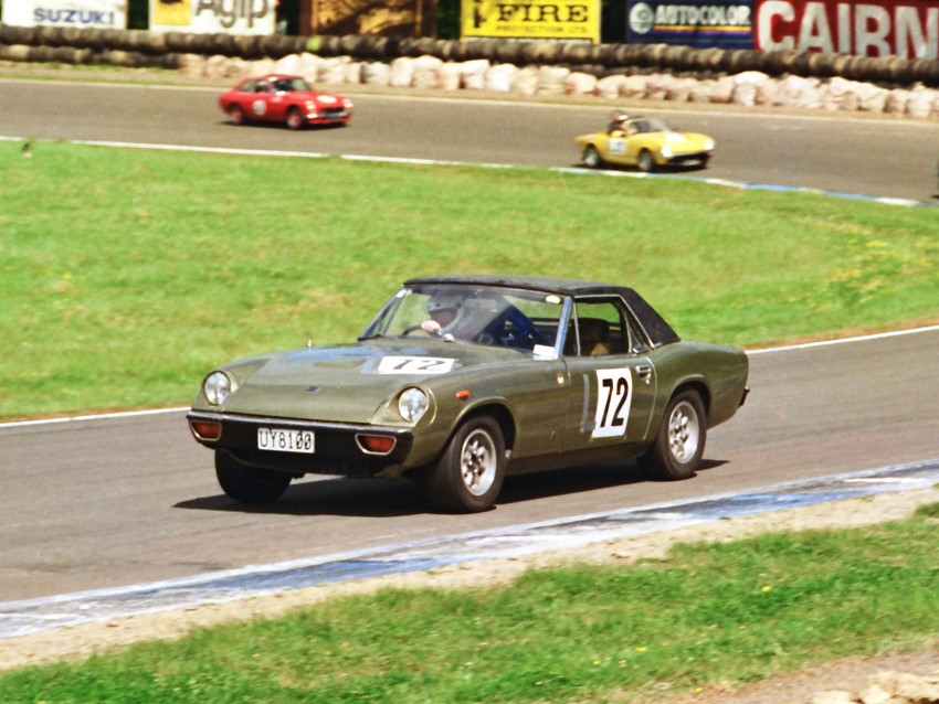 Name:  197_1109_200  Jensen Healey.jpg
Views: 767
Size:  141.0 KB