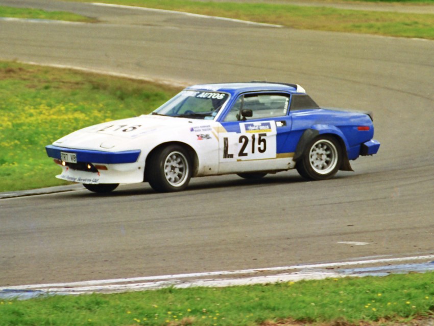 Name:  197_1109_206 Triumph.jpg
Views: 917
Size:  117.4 KB