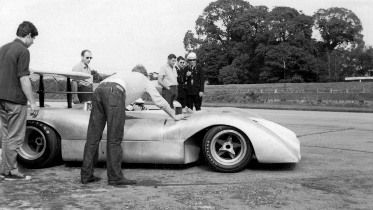 Name:  Goodwood......1969.jpg
Views: 970
Size:  171.1 KB
