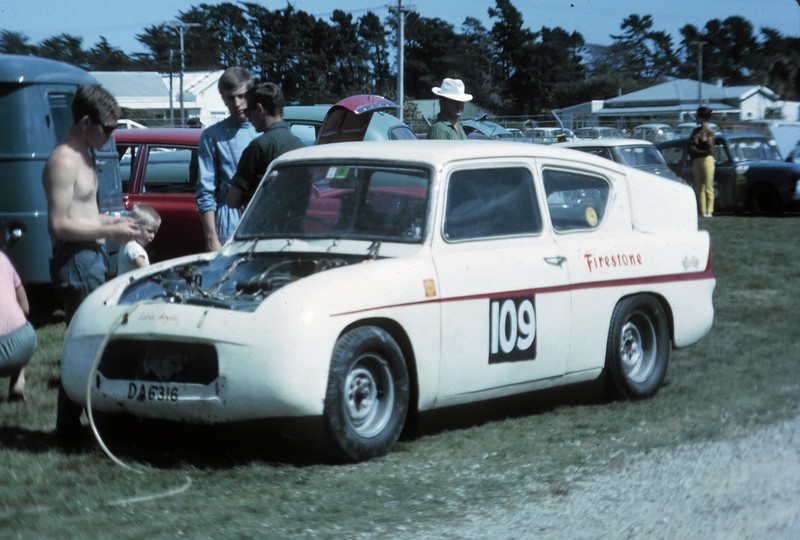 Name:  04 Early Levin 1960s h006.jpg
Views: 3493
Size:  127.5 KB