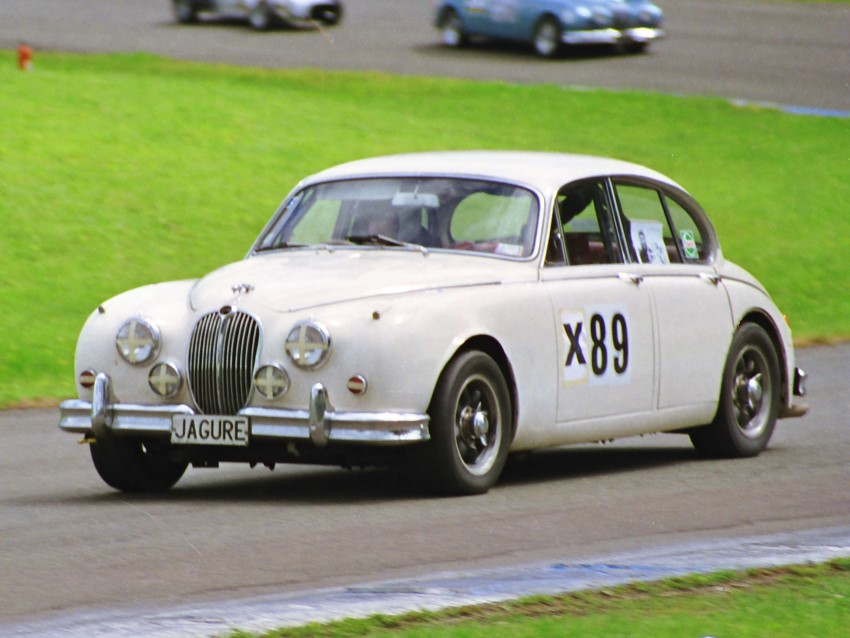 Name:  199_1109_125 Jaguar.jpg
Views: 975
Size:  108.6 KB