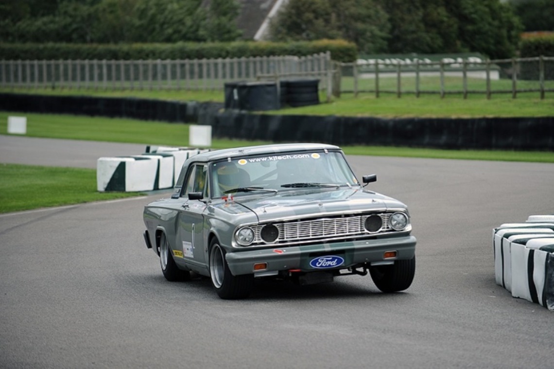 Name:  1964 Ford_Fairlane_Goodwwod10pop.jpg
Views: 1363
Size:  177.1 KB