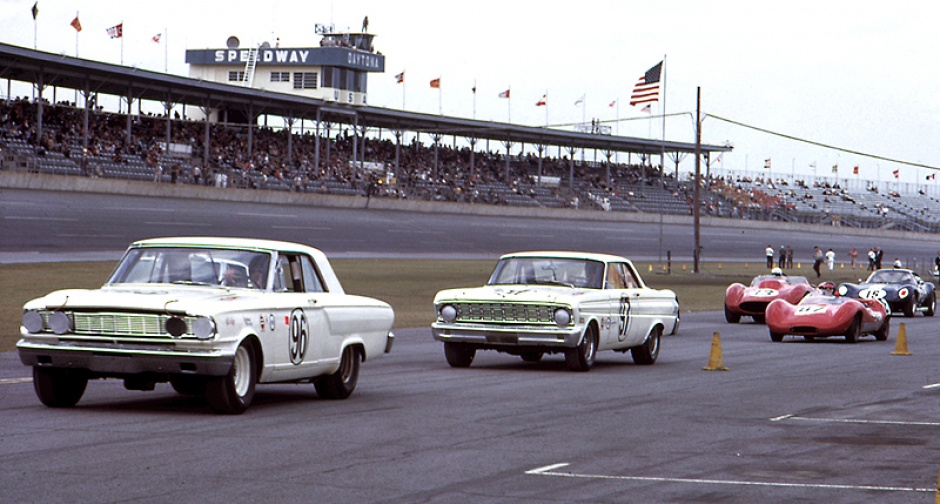 Name:  Ford_Fairlane_09pop.jpg
Views: 1419
Size:  182.9 KB