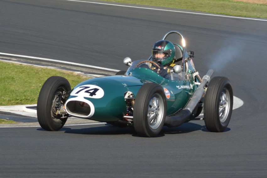 Name:  217_0930_047 Elva DKW.JPG
Views: 860
Size:  136.3 KB