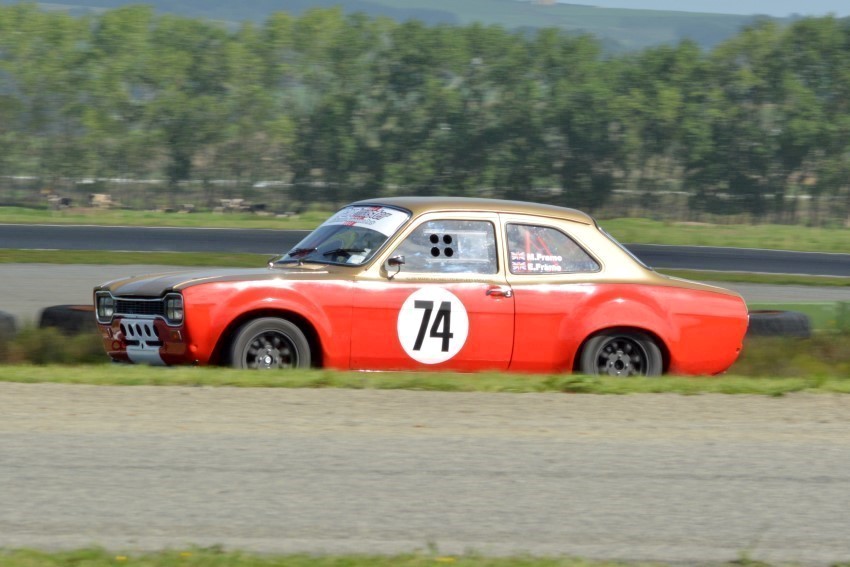 Name:  217_1014_270 Ford.JPG
Views: 689
Size:  145.1 KB