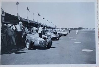 Name:  Motor racing Ardmore #10 1958 NZIGP The grid Maserati John Sheppard photo's 1 - 3.jpg
Views: 898
Size:  41.0 KB