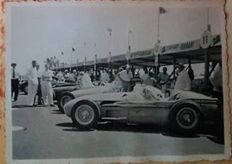 Name:  Motor racing Ardmore #15 1958 NZIGP Maserati in pits John Sheppard photo's 5 - 5.jpg
Views: 1242
Size:  43.9 KB