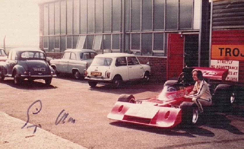 Name:  Ken's Moggy at the Trojan Works. 1973.jpg
Views: 1456
Size:  163.6 KB