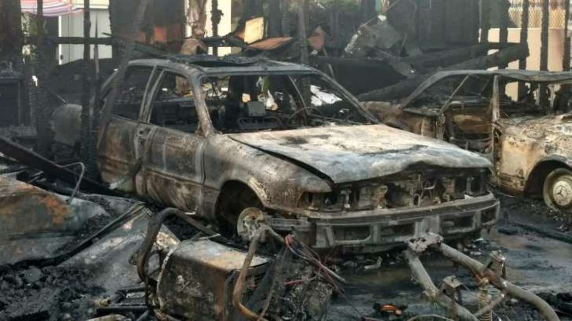 Name:  Fire Damaged garage. Dec. 2017.jpg
Views: 725
Size:  79.6 KB
