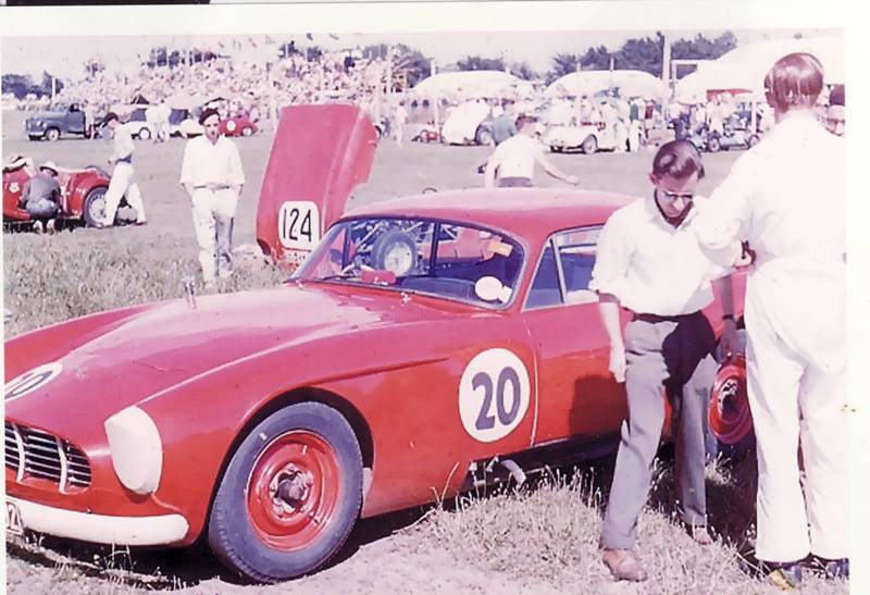 Name:  F deJoux- GT Holden based. 4 seater. Raced by Ferris who is standing in front of it.sm.JPG
Views: 3077
Size:  69.6 KB