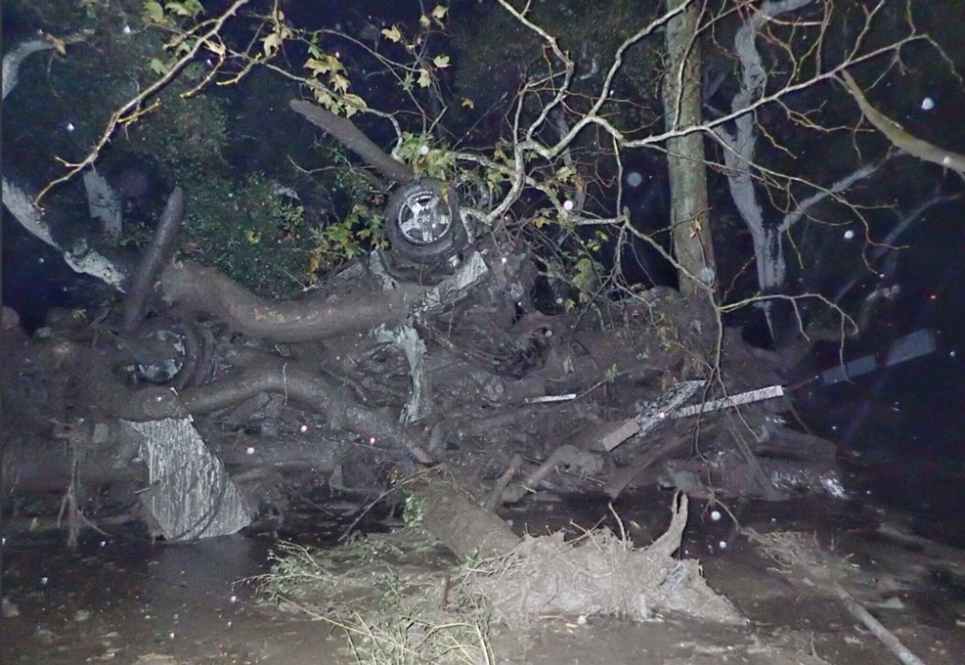 Name:  -Montecito-Flood-Wrecked-Vehicle.jpg
Views: 796
Size:  174.3 KB