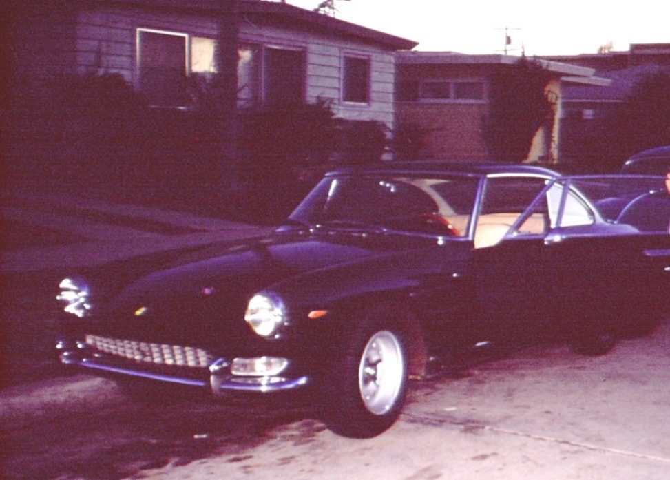 Name:  1967 Ferrari 330 GT 2+2 5 speed.jpg
Views: 1404
Size:  147.3 KB
