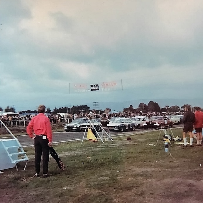 Name:  Levin 1970 feature race b.jpg
Views: 938
Size:  153.1 KB