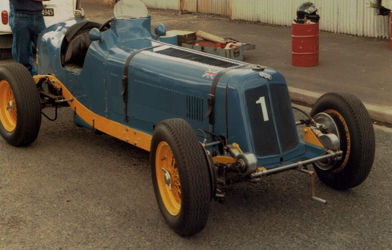 Name:  Dunedin Festival 1984 #33 ERA in the pits v2, CCI28102015_0003 (2) (800x511).jpg
Views: 641
Size:  120.8 KB