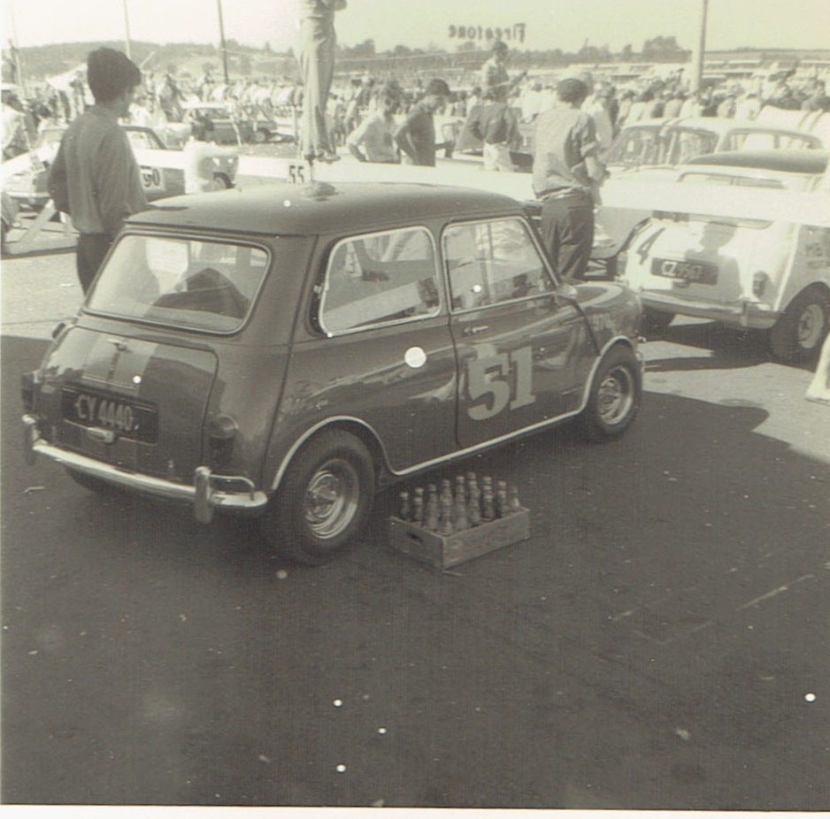 Name:  Pukekohe Jan 1968 GP #16 Morris Cooper 970 S Alan Boyle  - Coca Cola v2,  CCCI17102015_0003 (2).jpg
Views: 1224
Size:  168.1 KB