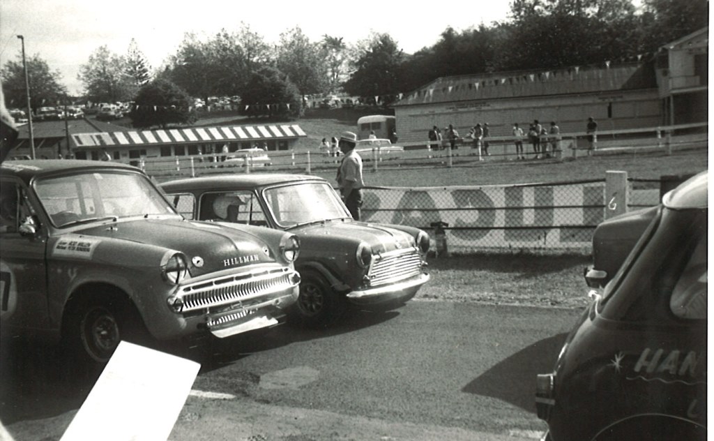 Name:  Mini Cooper. Pukekohe, Nov. 1970.jpg
Views: 972
Size:  135.9 KB