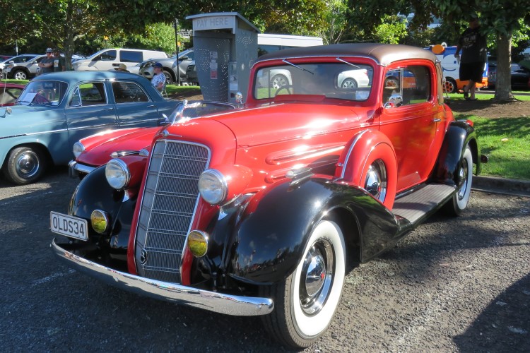 Name:  218_0128_13 Oldsmobile.JPG
Views: 760
Size:  160.5 KB