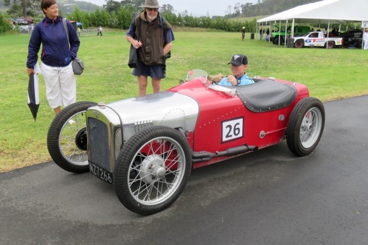 Name:  218_0204_043 Austin.JPG
Views: 738
Size:  116.5 KB