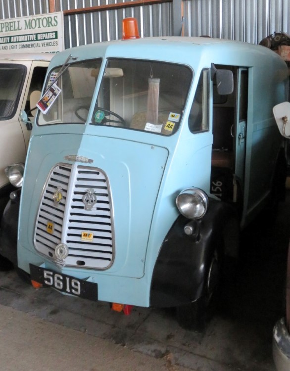 Name:  218_0212_39 Morris.JPG
Views: 714
Size:  110.2 KB