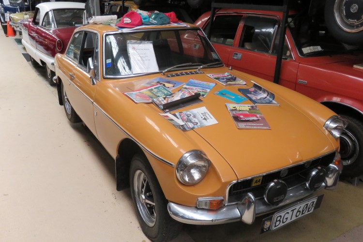Name:  218_0212_22 MGB.JPG
Views: 682
Size:  110.2 KB