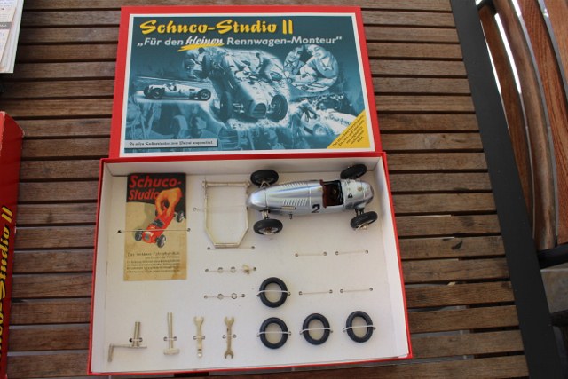 Name:  Schuco Auto Union model #2 small 439 (640x427).jpg
Views: 2128
Size:  101.7 KB