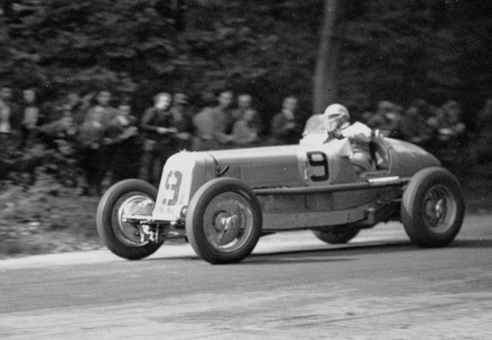 Name:  137_1002_09 ERA R8B Howe.jpg
Views: 952
Size:  84.5 KB