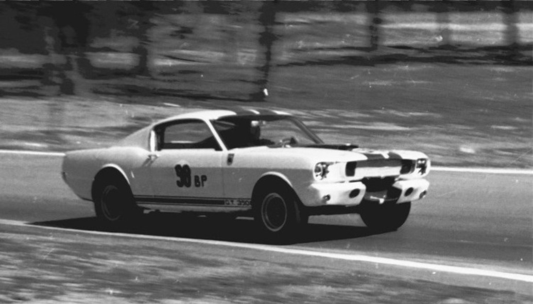 Name:  Shelby GT 350. Ken Miles.jpg
Views: 1311
Size:  126.1 KB